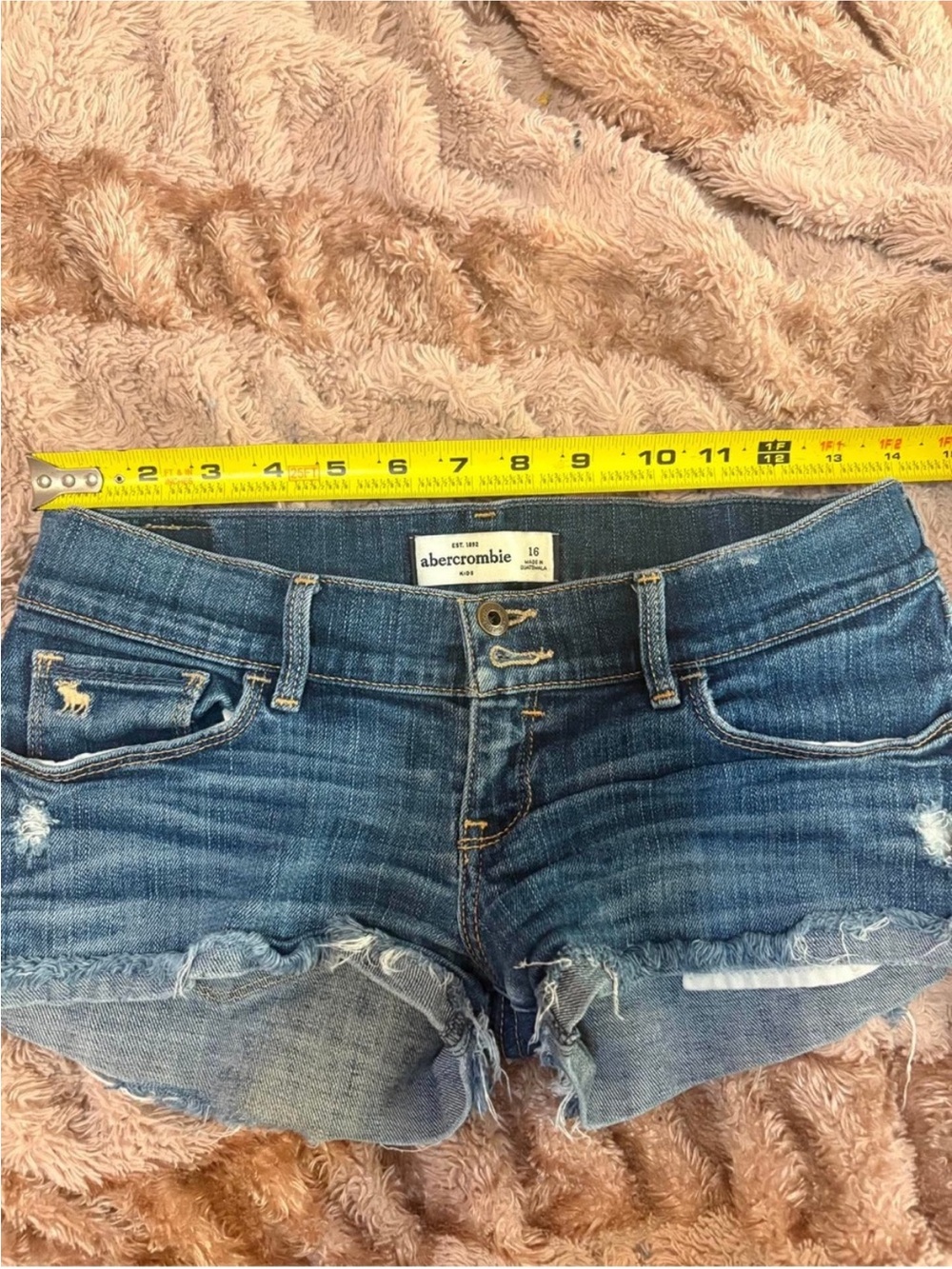 Vintage low rise Abercrombie mini shirts